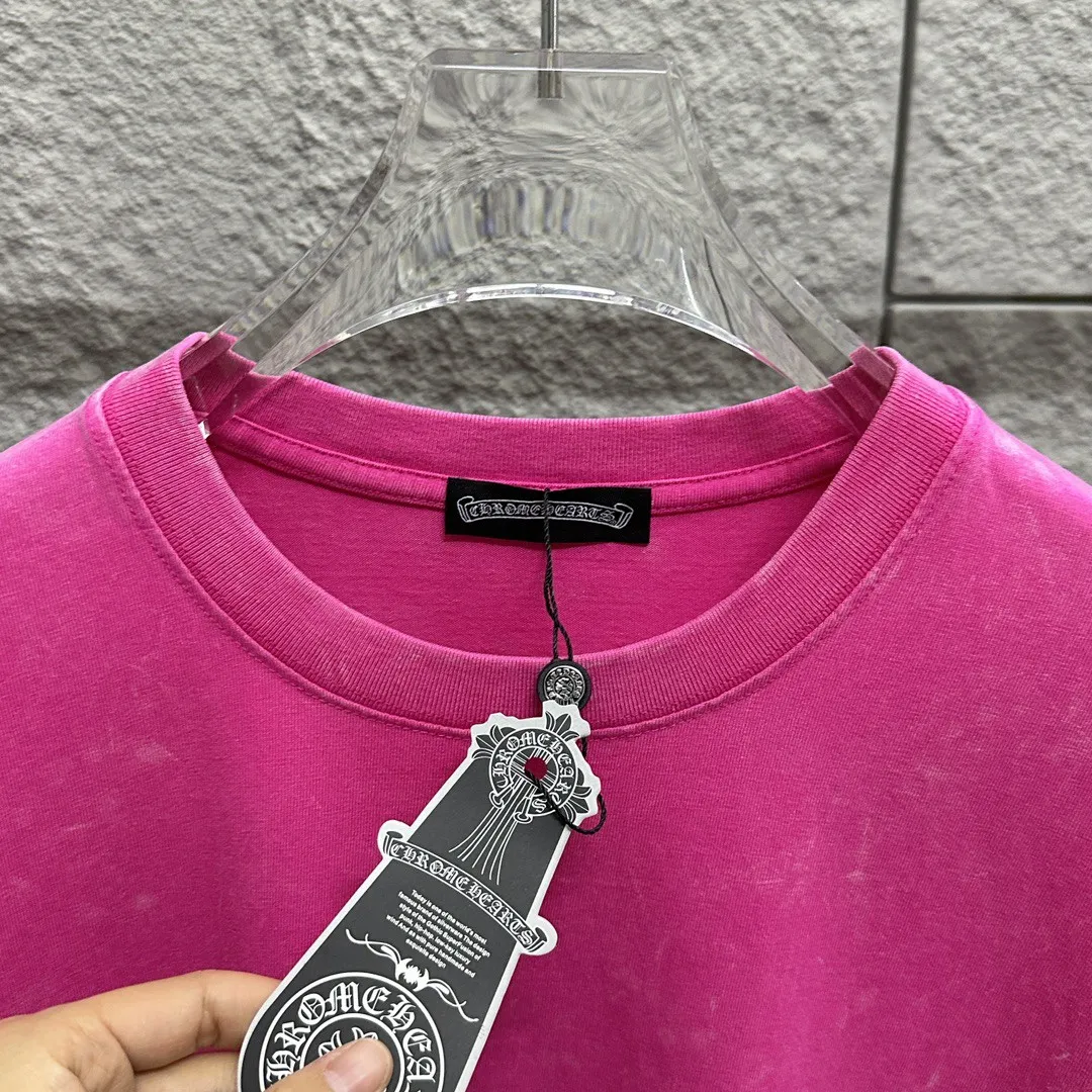 🅿️180 CH* Crow Heart* 2025 spring and summer new style Snowflake distressed washed retro round neck short sleeves Chest and front logo Horseshoe print on front and back Customized fabric Short-sleeved T-shirt Unisex Size: S M L XL XXL Color: Snowflake Black Snowflake Gray Snowflake Pink Snowflake Blue